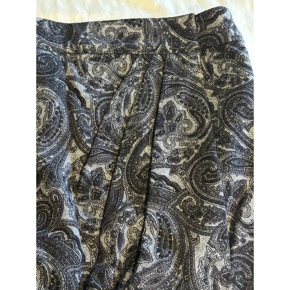 Talbots Petite Black pencil Gray Paisley Floral Wrap Skirt Size 4p Wool Blend - Picture 8 of 8